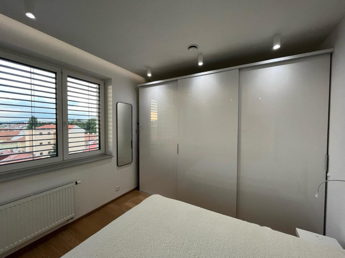Brno City Center Apartment With Parking And A Big Terrace Экстерьер фото